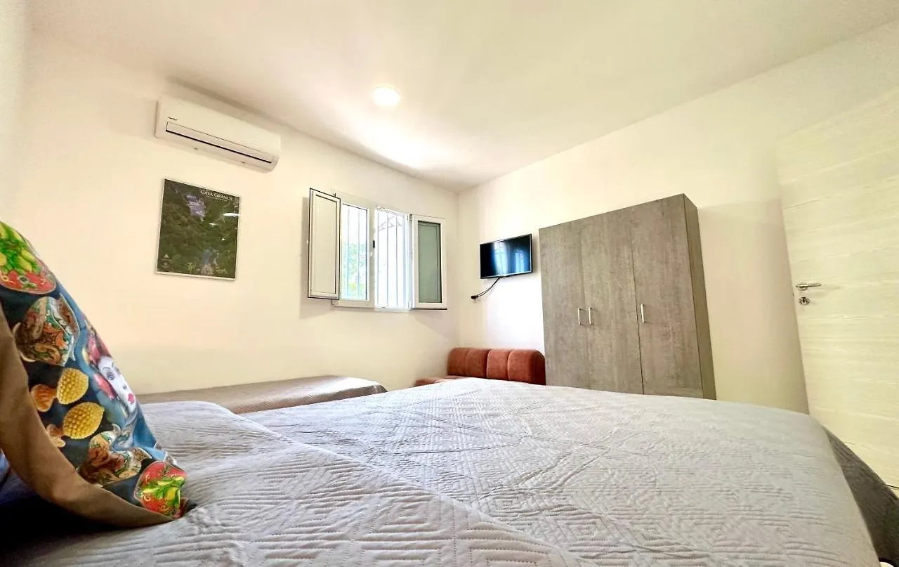Villa Mary Avola Holiday home