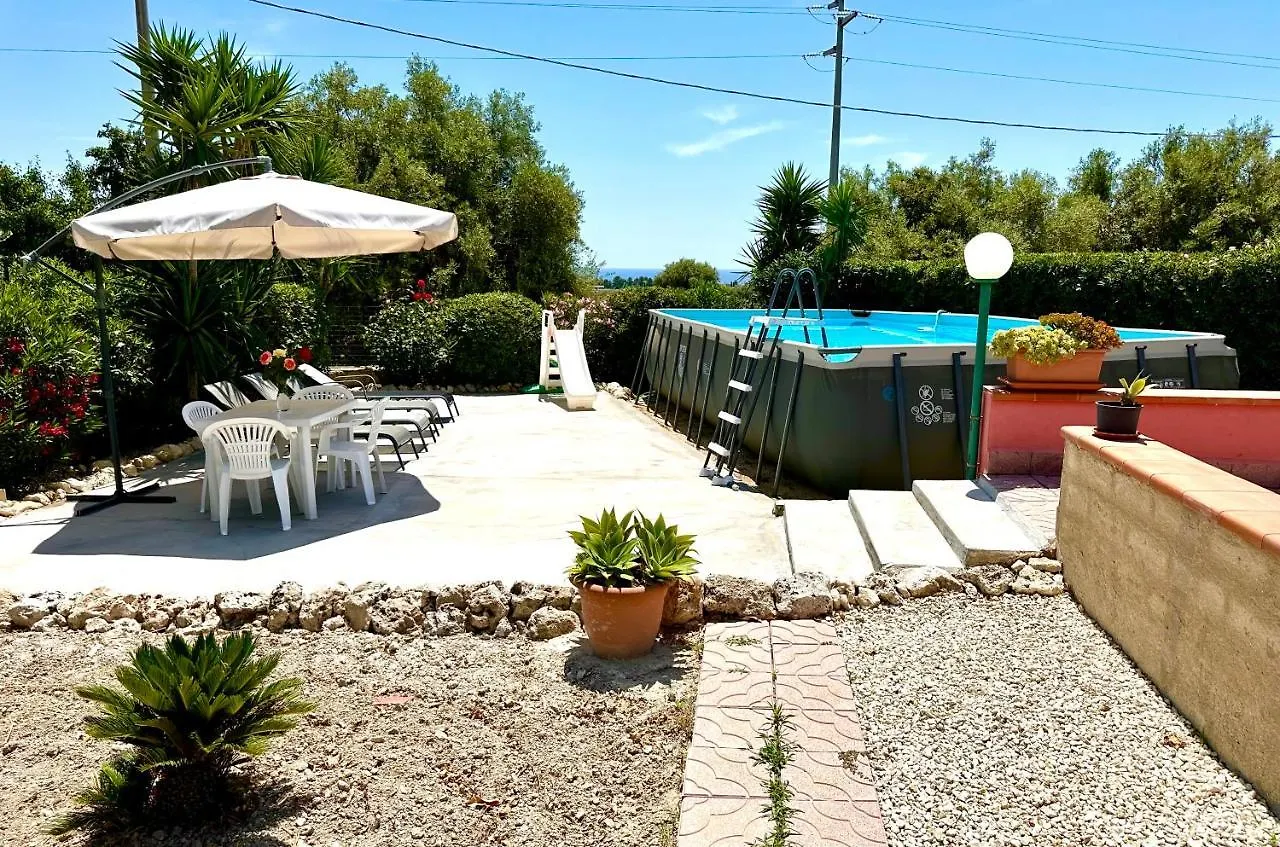 Villa Mary Avola Holiday home